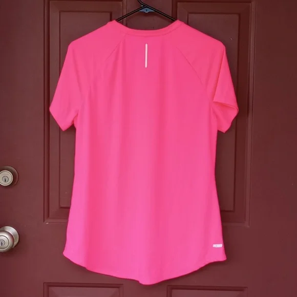 Workout Shirt - Picture 5 of 6